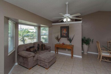 002_Living Room