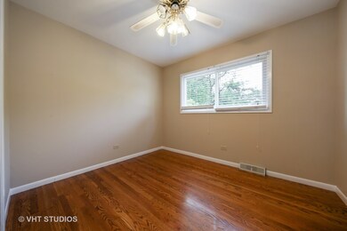 1011 Coolidge Ave, Wheaton, IL 60189 - photo 4