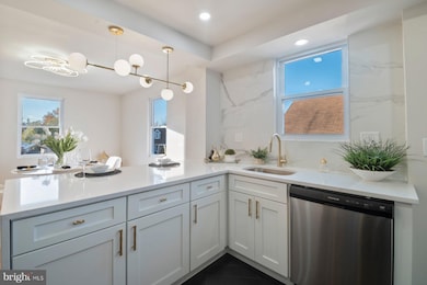 5215 Benson Ave, Halethorpe, MD 21227 - photo 6