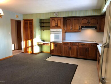 62 Conwell St, Wilkes Barre, PA 18702 - photo 6