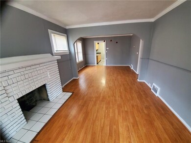 Living/dining room
