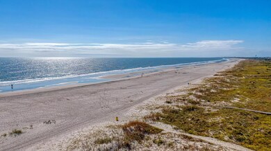 Uncrowded beaches at 44th Ave