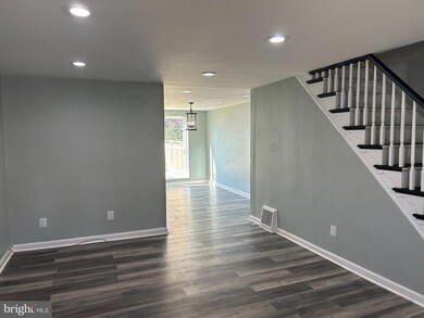 522 S 3rd St, Darby, PA 19023 - photo 2