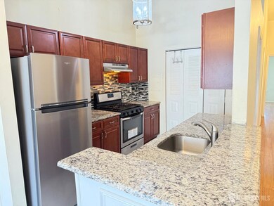 6073 Cedar Ct, Monmouth Junction, NJ 08852 - photo 5