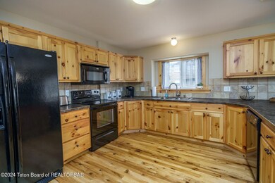 Pike - Kitchen 1