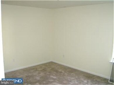 126 Carre Ave unit B, Essington, PA 19029 - photo 4