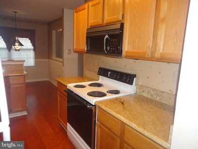 345 Danbury Ln, Glen Mills, PA 19342 - photo 5