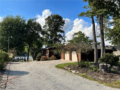 927 E Santee Dr, Greensburg, IN 47240 - photo 2