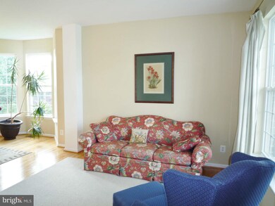 527 Kenan St, Taneytown, MD 21787 - photo 3