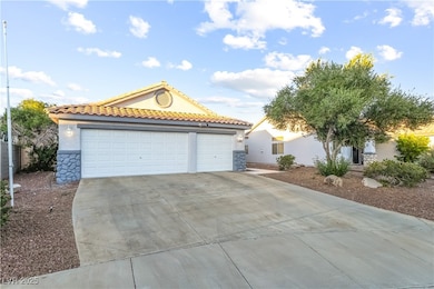 1036 Chaplet Ct, Henderson, NV 89074 - photo 2