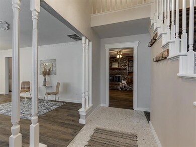 12208 Camelot Dr, Oklahoma City, OK 73120 - photo 4