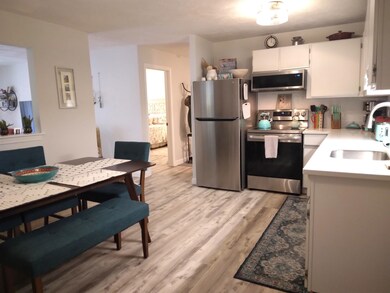 12 Strawberry Bank Rd unit 15, Nashua, NH 03062 - photo 3