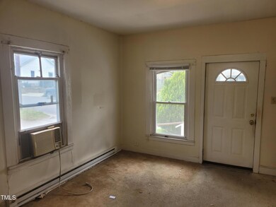 4- Living room