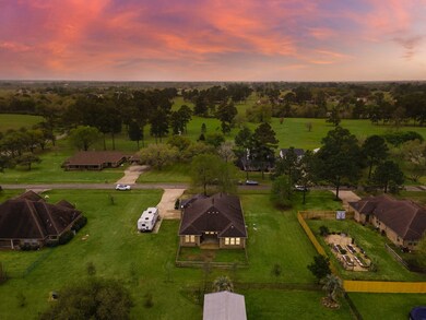 32040 Divot Dr, Waller, TX 77484 - photo 2