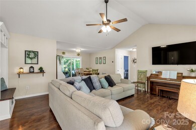 428 Westmoreland Dr, Clover, SC 29710 - photo 4