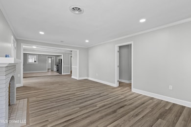 959 S Line St, Grenada, MS 38901 - photo 6