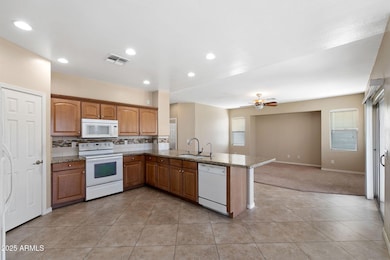 007__2036 E Carob Dr