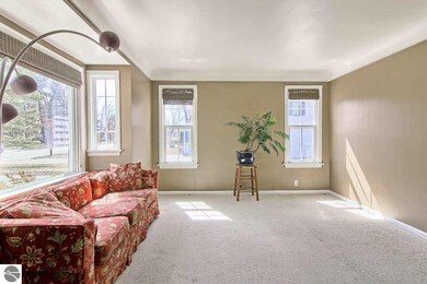 Living room lets in all the sun!