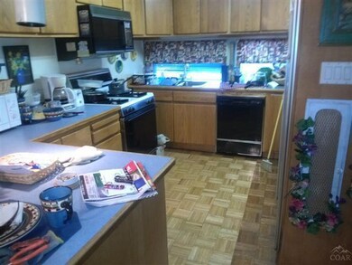 63930 N Highway 97 unit 19, Bend, OR 97701 - photo 2