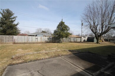 2770 18th St, Columbus, IN 47201 - photo 5