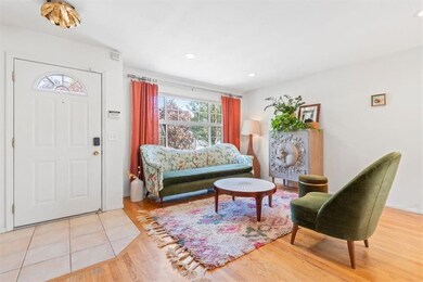 38 Sharrotts Rd, Staten Island, NY 10309 - photo 5