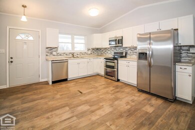 2763 Jenifer Pl-15