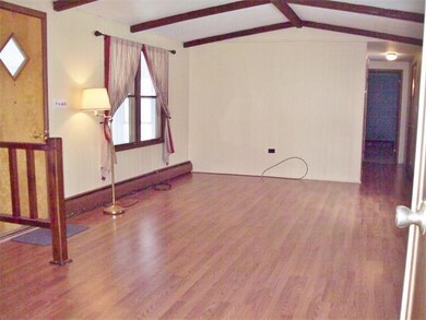 14 1st Ave, Westfield, MA 01085 - photo 3