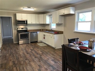 718 Foxfire Rd, Asheboro, NC 27205 - photo 3