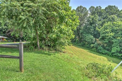 2 Magnolia Farms Dr unit 33, Asheville, NC 28806 - photo 2