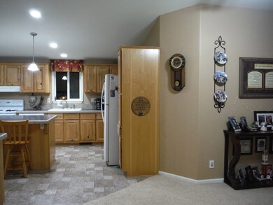1298 W 600 N, Blackfoot, ID 83221 - photo 4