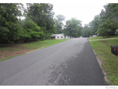 6837 Mason Run Dr, North Chesterfield, VA 23234 - photo 3