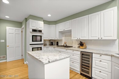 48 Druid Ln, Riverside, CT 06878 - photo 7