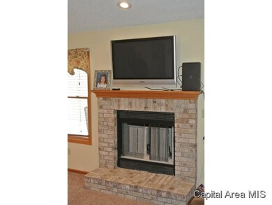 4 Quail Ln, Jacksonville, IL 62650 - photo 7
