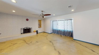 1518 Golden Arrow Dr, Las Vegas, NV 89169 - photo 2