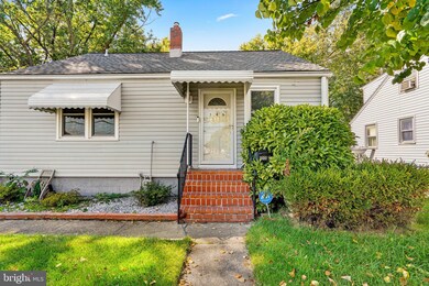 546 S Marlyn Ave, Essex, MD 21221 - photo 2