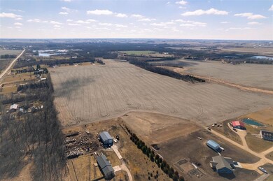 21250 Woodridge Ln, Shell Rock, IA 50670 - photo 7