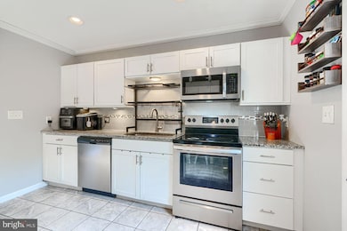 50 Right Wing Dr, Middle River, MD 21220 - photo 5