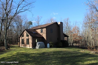 66 Honeysuckle Dr, Jim Thorpe, PA 18229 - photo 2