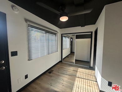 2000 Pacific Ave, Venice, CA 90291 - photo 4