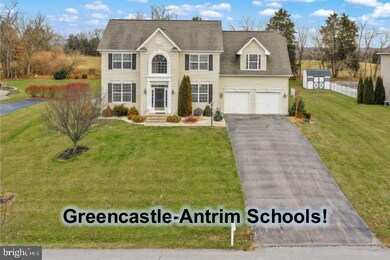 712 Shannon Dr N, Greencastle, PA 17225 - photo 3