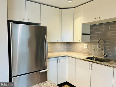 6606 Boulevard View unit B2, Alexandria, VA 22307 - photo 5