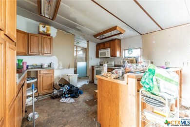 1004 Kubitz Rd, Copperas Cove, TX 76522 - photo 5