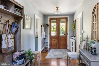 1 Cedar St, Frenchtown, NJ 08825 - photo 3