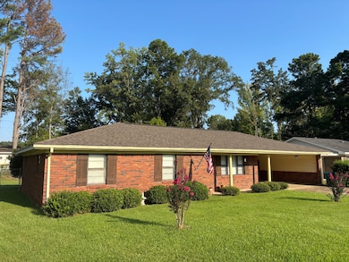 866 Windsor Rd, Grenada, MS 38901 - photo 2