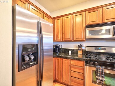 1011 SW 18th Way, Troutdale, OR 97060 - photo 5