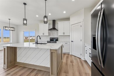 17331 Brookview Dr, Urbandale, IA 50323 - photo 5