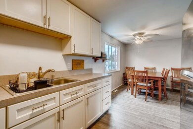 07 Kitchen