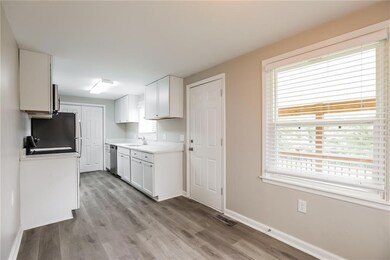 3101 NE 56th St, Kansas City, MO 64119 - photo 6