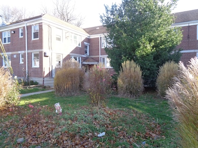 127 Canaan Ct unit 13 Building 82, Stratford, CT 06614 - photo 2