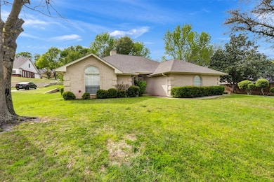 104 Mill Creek Ln, Weatherford, TX 76087 - photo 2